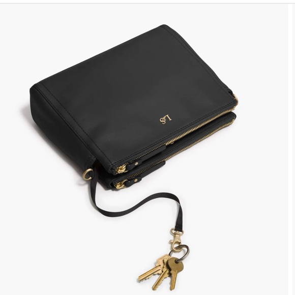 Lo&Sons Pearl Black Nappa Leather Crossbody Organizer, gold, replacement strap - Picture 5 of 15